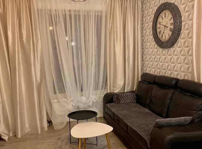 Uroczy Z Patio Στσέτσιν