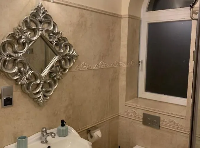 Uroczy Z Patio Διαμέρισμα