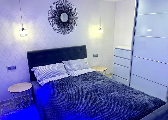 Lägenhet Uroczy Z Patio *